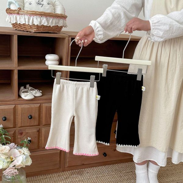 螺紋撞色造型褲管彈力喇叭褲 