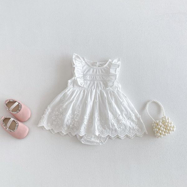 立體小花壓紋蕾絲包屁裙 