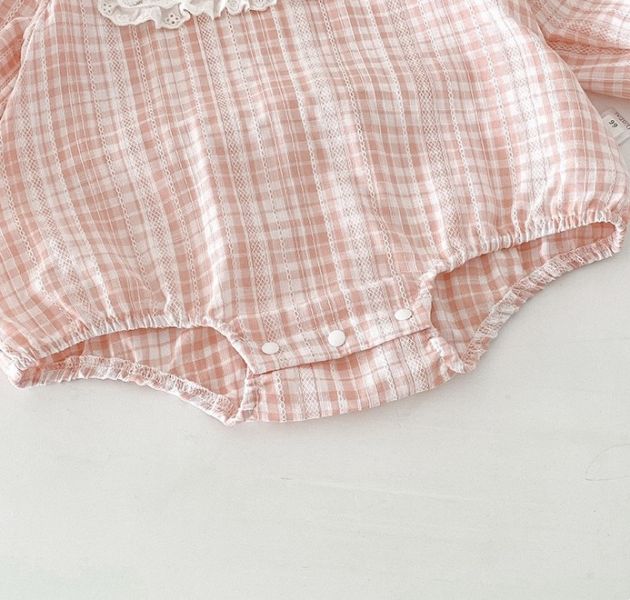 蕾絲蝴蝶結格紋包屁衣(含帽) 