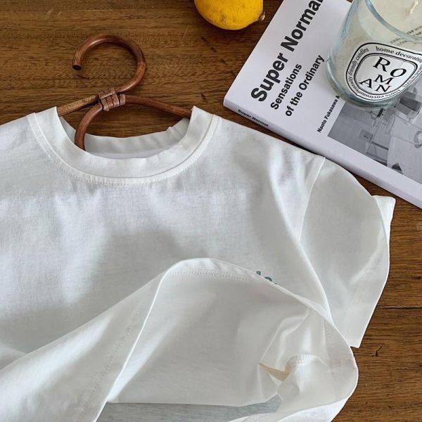 海洋動物鯨魚印花素色上衣 