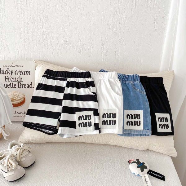 百搭款春夏棉質/牛仔字母布標短褲 