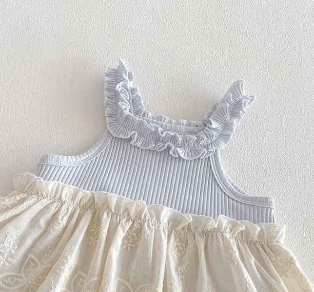 甜美螺紋蕾絲拼接包屁裙 