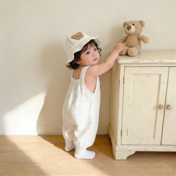 紗布棉小熊布標背帶連身褲+帽 