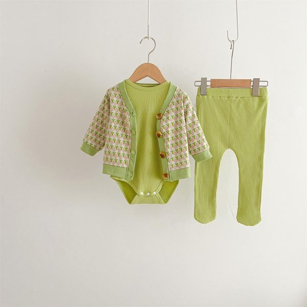 鬱金香外套+素色包屁衣+褲襪三件套 