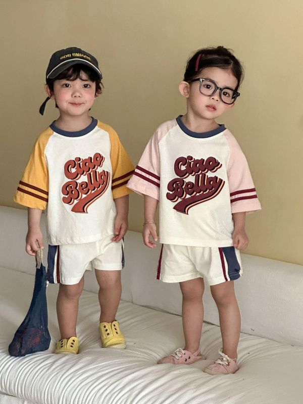 撞色拼袖運動風兩件式套裝 