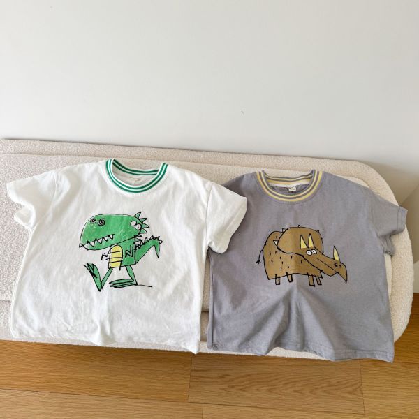 恐龍塗鴉立體背鰭造型上衣 