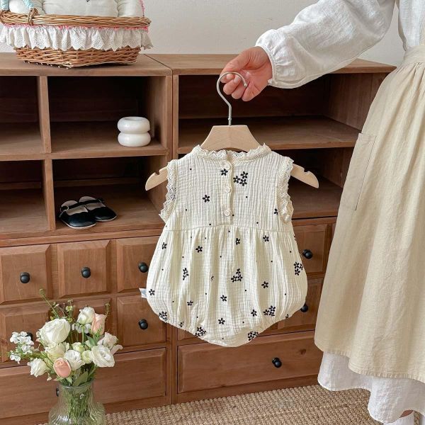 抓皺棉立體小花後開釦包屁衣 