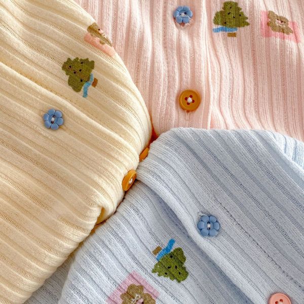 卡通螺紋糖果釦素色木耳邊外套 