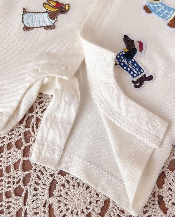 學院風狗狗刺繡假兩件領結連身裝 
