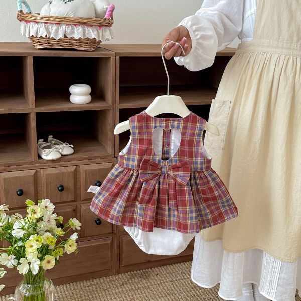 復古格紋微露背蝴蝶結包屁裙 