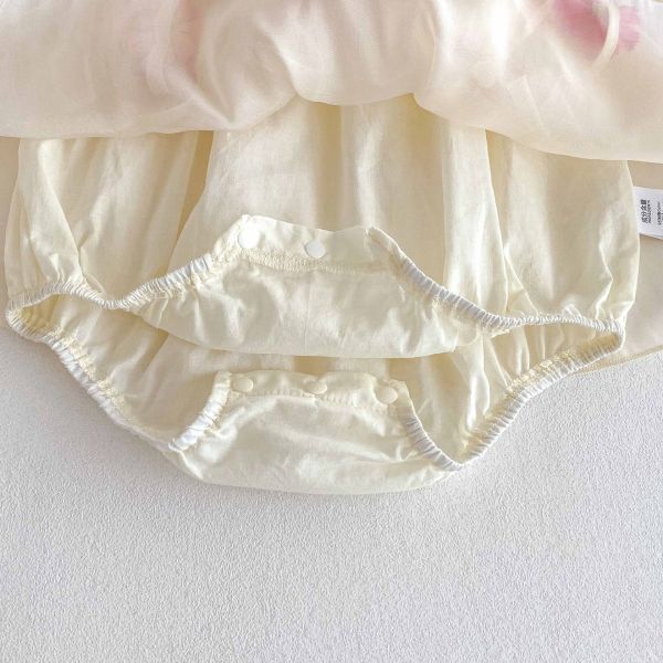 立體小花氣質細肩包屁裙 