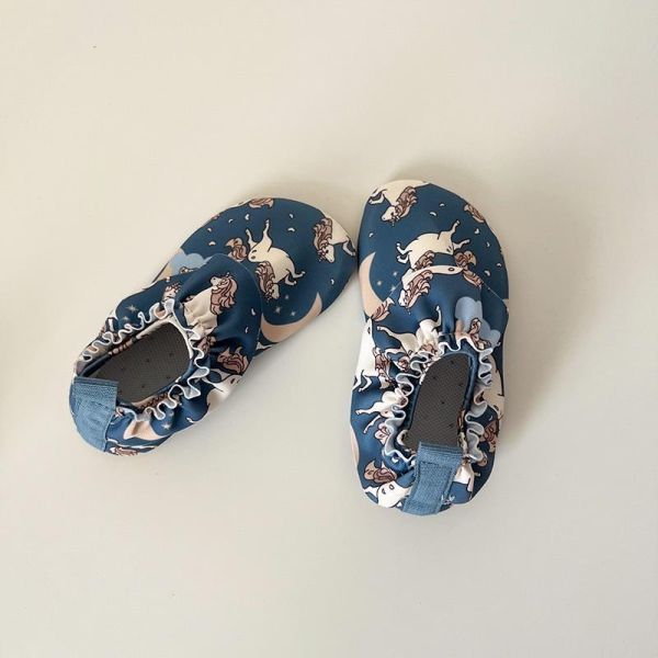 沙灘涉水浮潛防滑防割軟溯溪鞋 