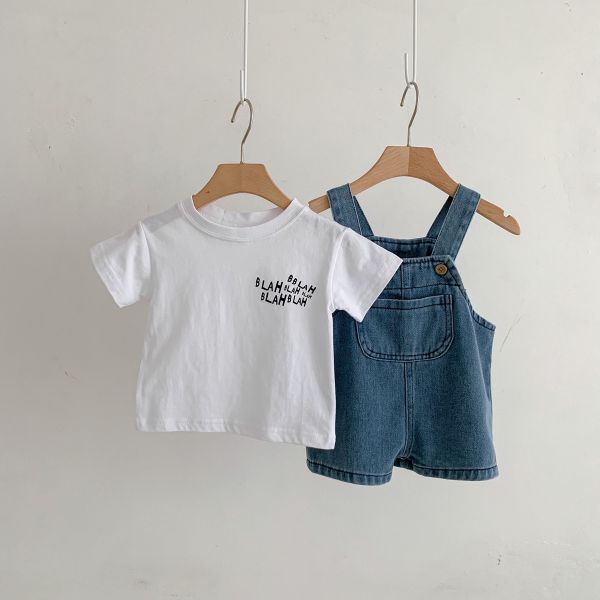 New字母T-shirt+牛仔吊帶褲 