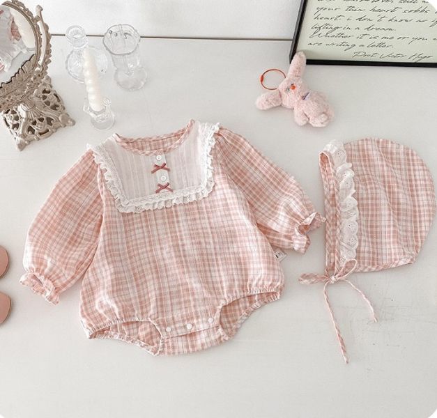 蕾絲蝴蝶結格紋包屁衣(含帽) 