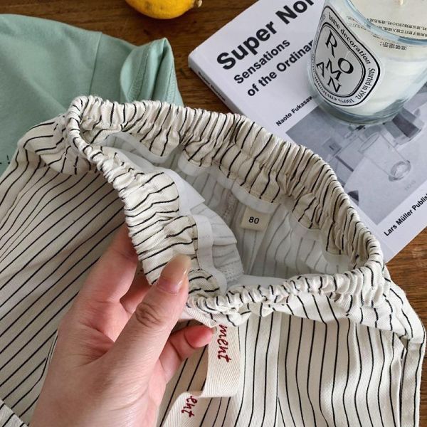 韓版豎條紋字母緞帶短褲 