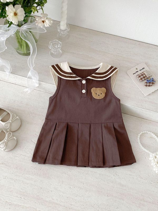 學院風小熊背心式百褶連身裙 