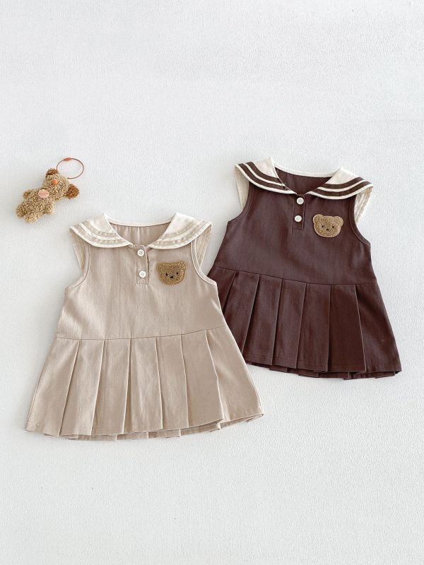 學院風小熊背心式百褶連身裙 