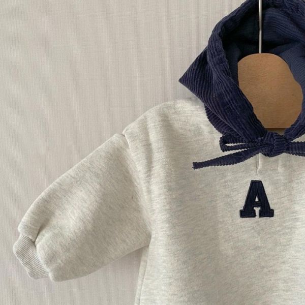 撞色連帽刺繡A字連身裝 