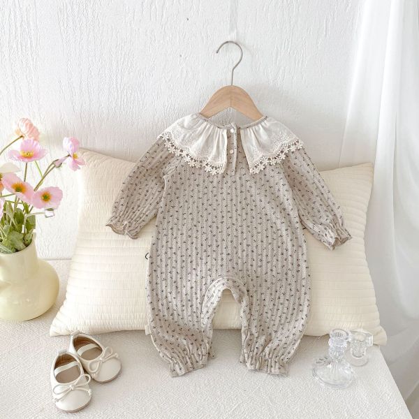 蕾絲大翻領碎花連身裝 