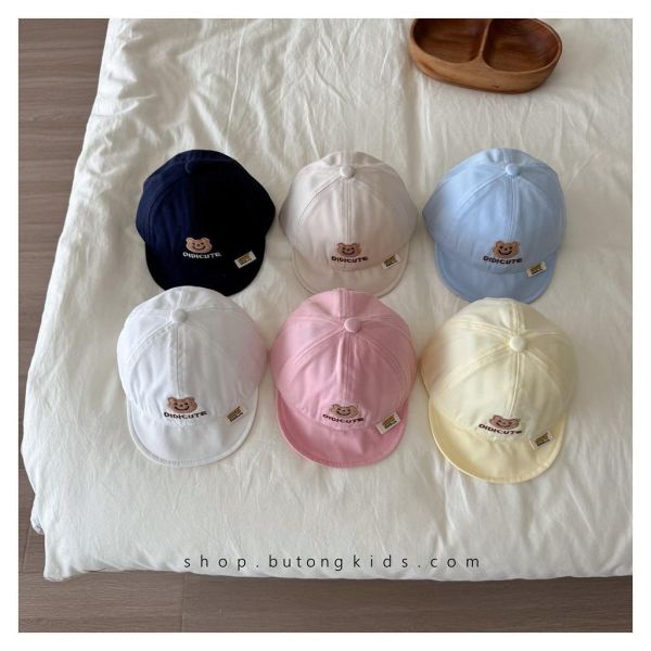 小熊刺繡素色軟帽沿棒球帽 