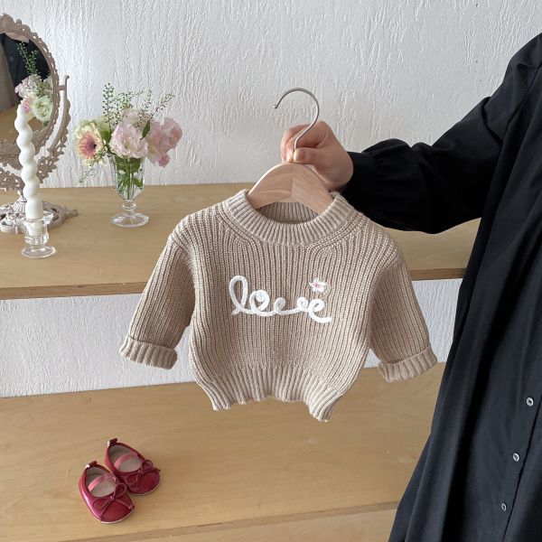 圓領love刺繡針織上衣 
