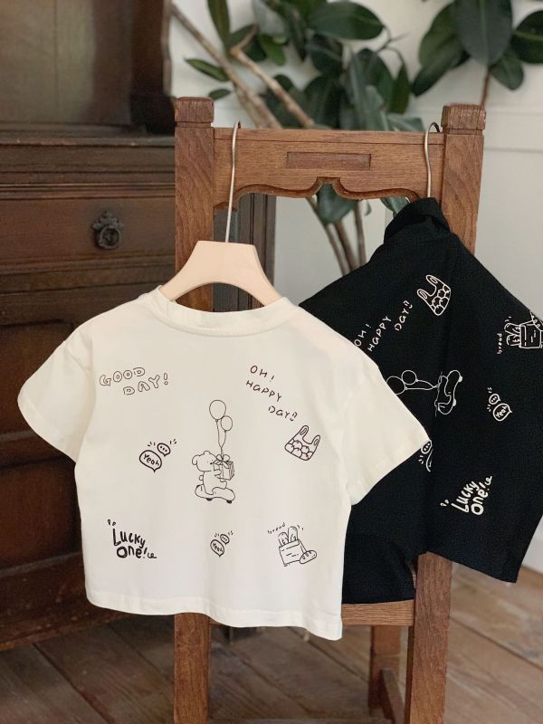 黑白塗鴉印花休閒上衣 