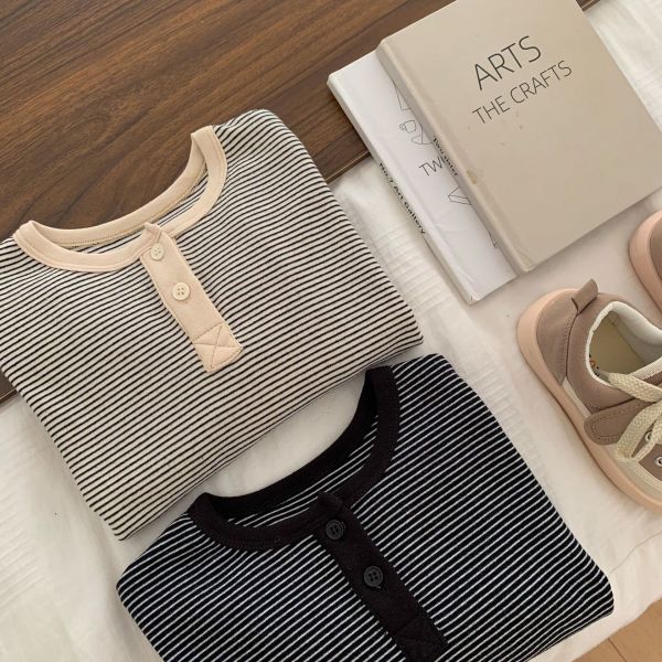 純棉經典條紋圓邊上衣 