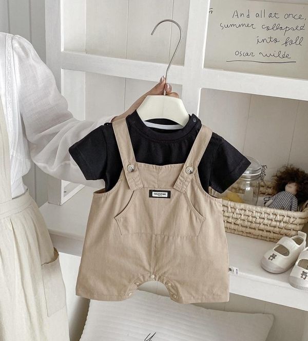 素上衣+工裝吊帶褲套裝 