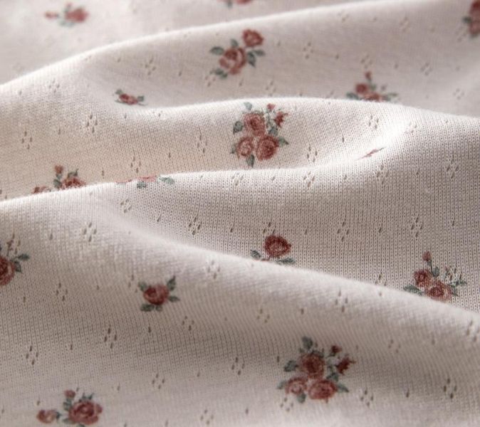 碎花彈力微孔花領飛袖連身裝 