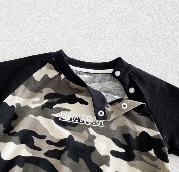 個性迷彩拼袖彈力包屁衣 