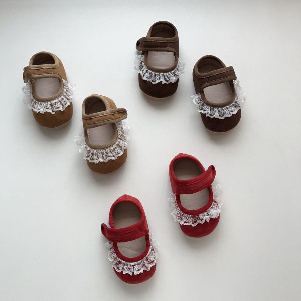 超萌蕾絲花邊平底瑪莉珍鞋 