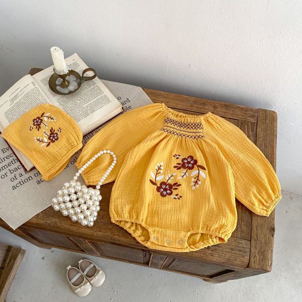 雙皺棉亮麗刺繡包屁衣(含帽) 