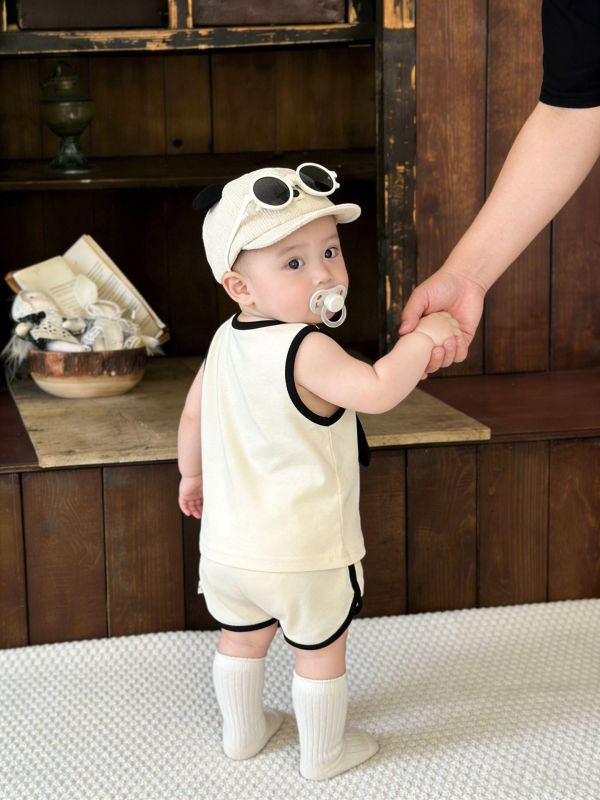 簡約狗狗立體耳朵背心式套裝 