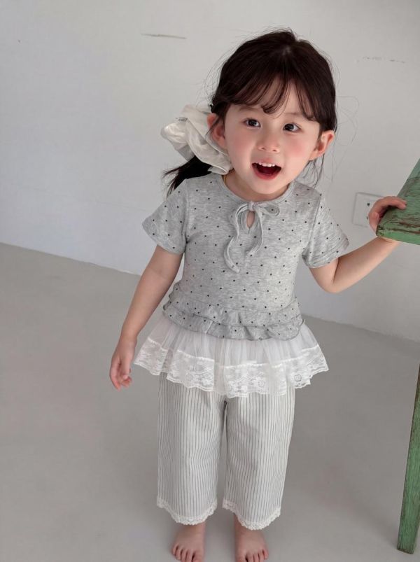 點點荷葉蝴蝶結甜美上衣(2色) 