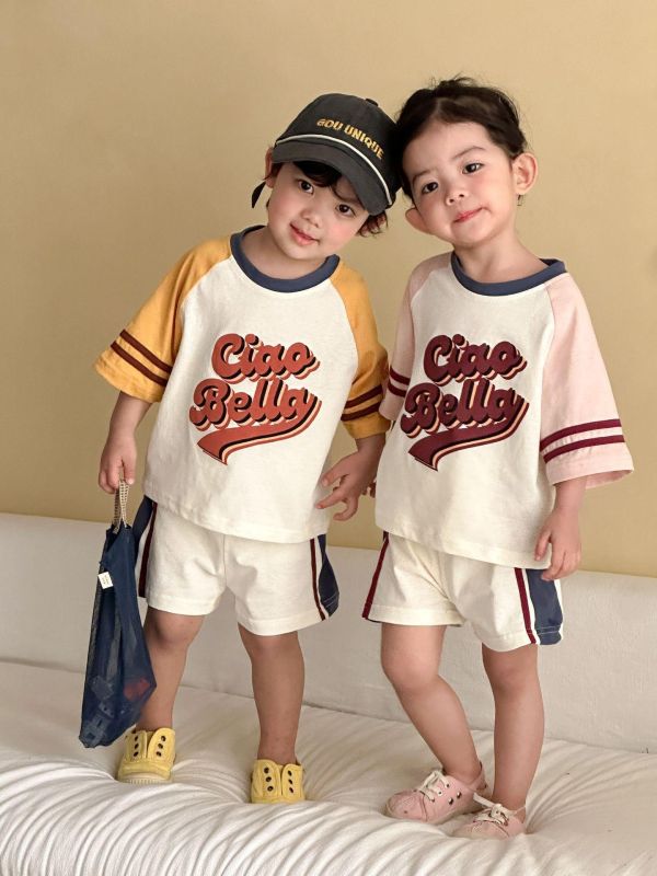 撞色拼袖運動風兩件式套裝 