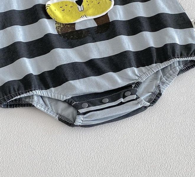 可愛松鼠印花條紋包屁衣 