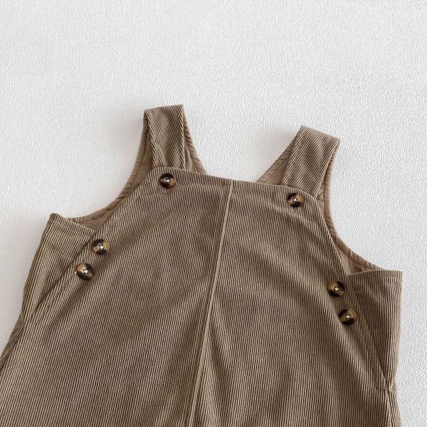 素色軟糯上衣+燈芯絨極簡吊帶長褲 