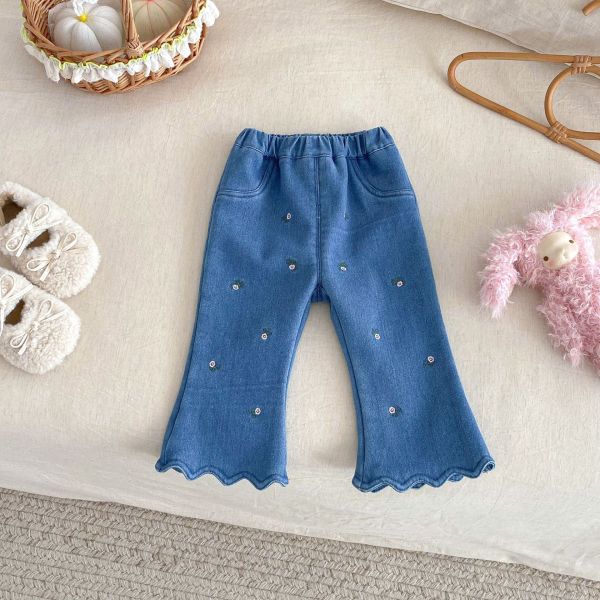 碎花刺繡花邊加厚喇叭褲 
