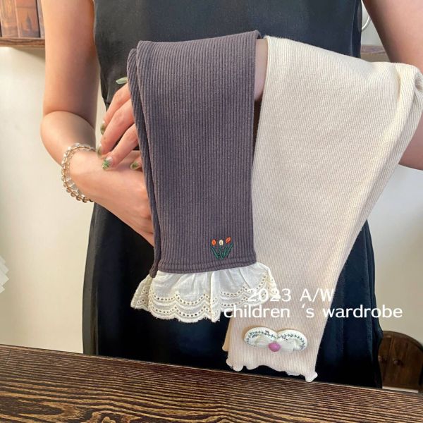 坑條螺紋小花刺繡/造型打底褲 