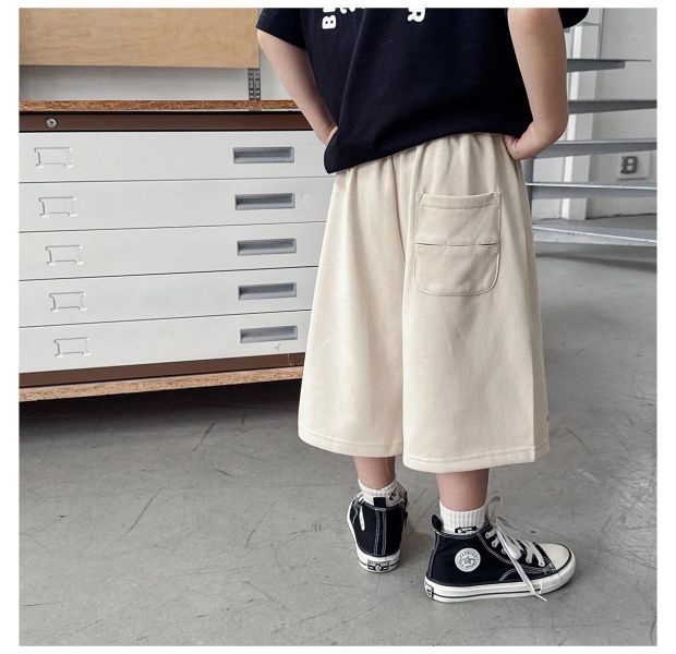 字母印花素色抽繩寬鬆短褲 