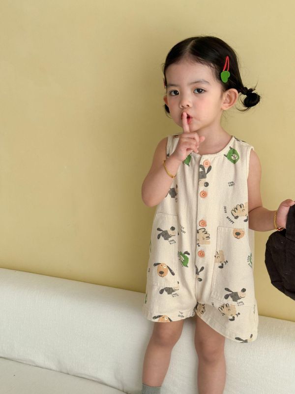 可愛卡通休閒開釦雙口袋連身裝 