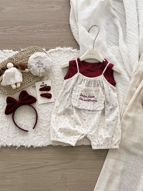 酒紅背心+田園碎花吊帶套裝 