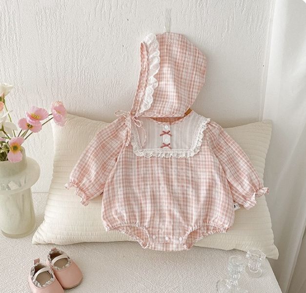 蕾絲蝴蝶結格紋包屁衣(含帽) 