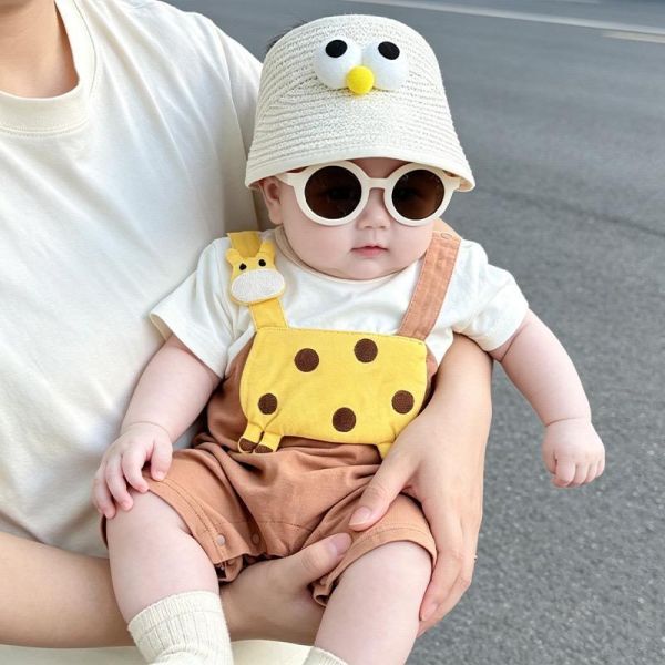 假兩件長頸鹿貼布吊帶連身裝 