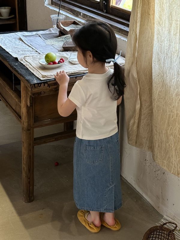 刺繡蝴蝶結雙色上衣 