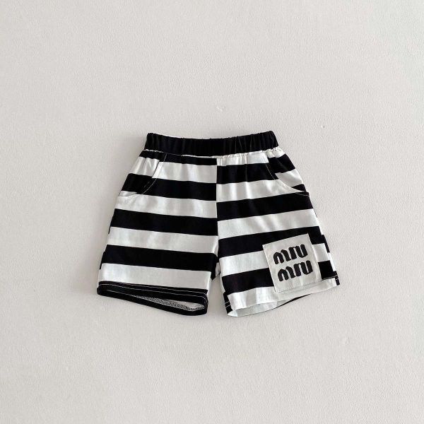 百搭款春夏棉質/牛仔字母布標短褲 