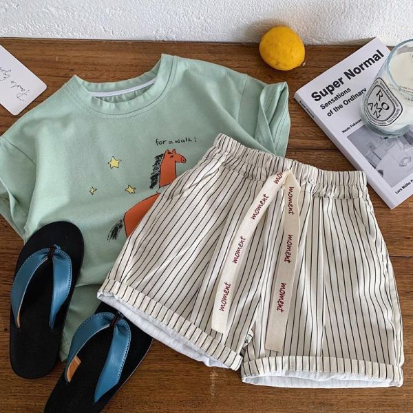 韓版豎條紋字母緞帶短褲 