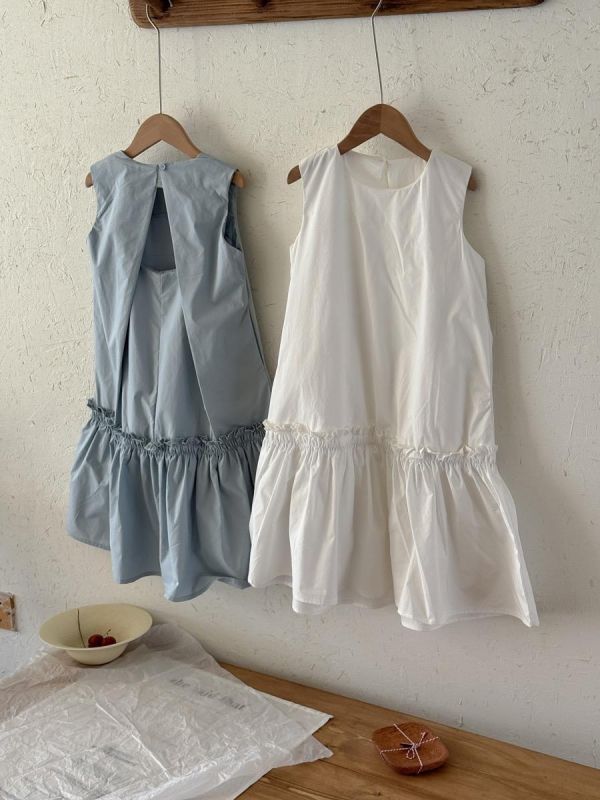 素色下擺抓皺拼接連身洋裝 