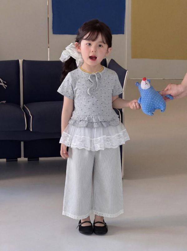 點點荷葉蝴蝶結甜美上衣(2色) 