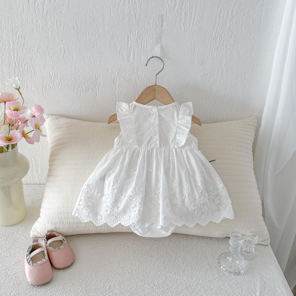 立體小花壓紋蕾絲包屁裙 